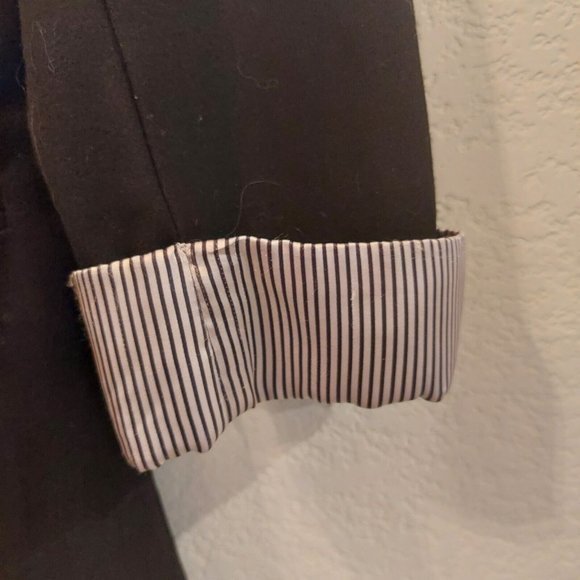 By & By Women's Lined Blazer with Lining in Arms for Beautiful Cuffs Size M - Picture 5 of 8